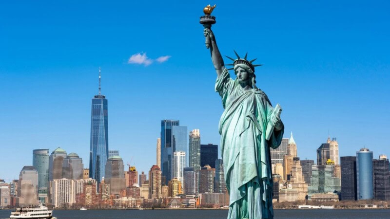 French politician wants America to return Statue of Liberty