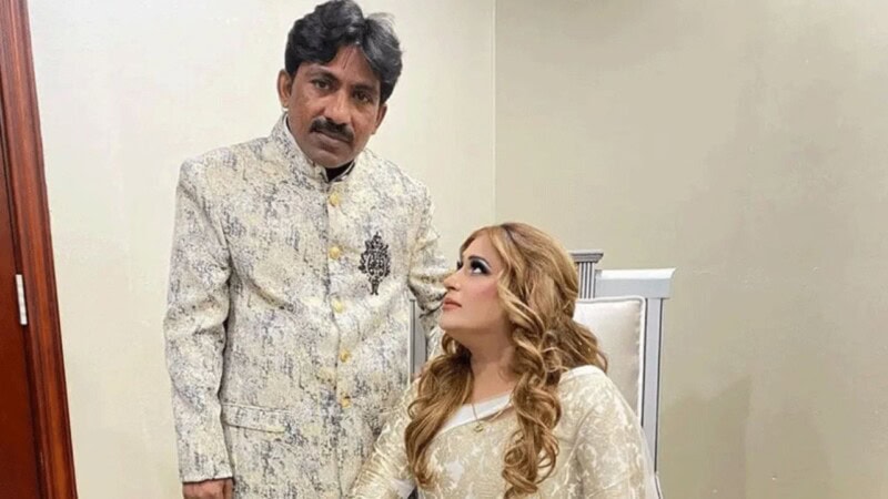 Naseebo Lal reconciles with husband after alleging he hit her with a brick