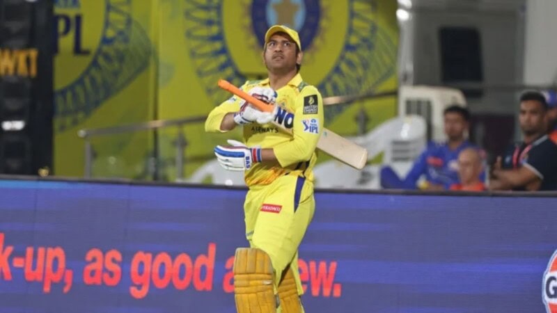 Dhoni breaks silence on IPL retirement rumours