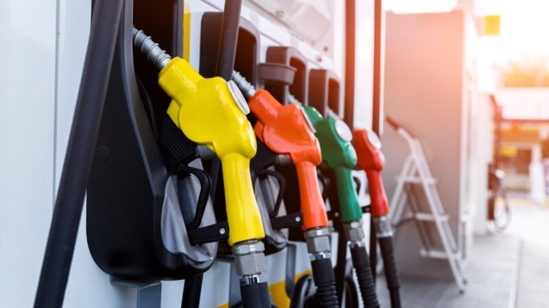 Petrol price slashed by Re1