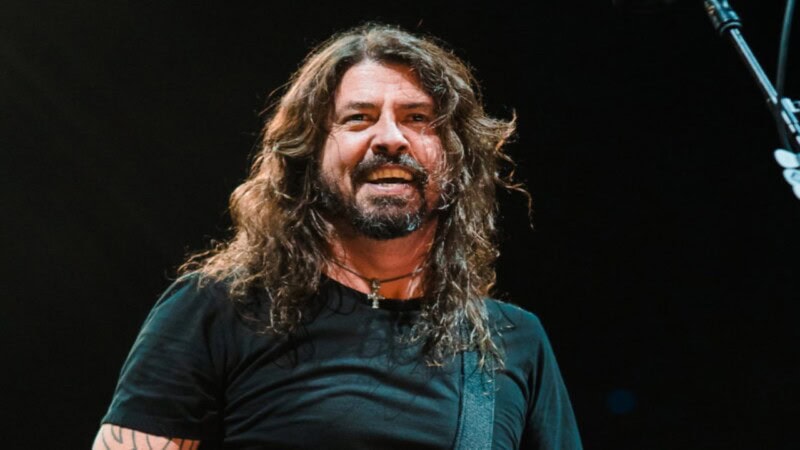 Dave Grohl Net Worth: How the Foo Fighters’ Frontman Built His Fortune
