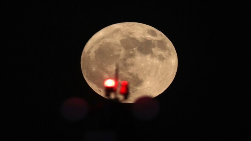 Eclipse Tonight: Don’t Miss the Stunning Blood Moon!