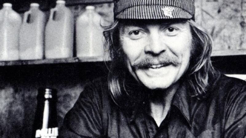 Remembering Michael Hurley: The Outsider Folk Pioneer Who Passed at 83
