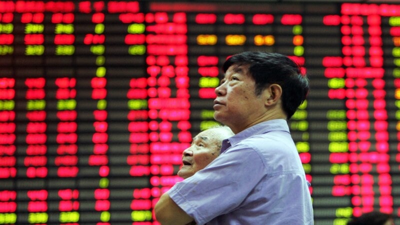China Stock Market Reacts Sharply to U.S. Tariff Hikes