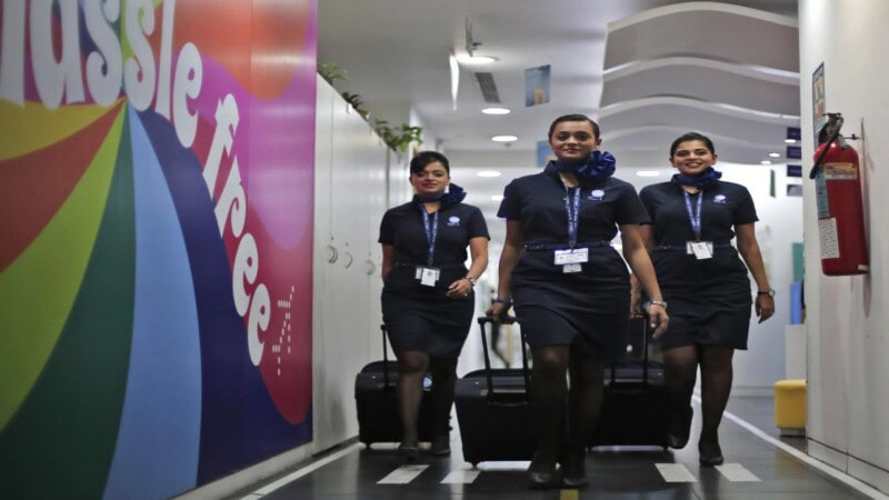 IndiGo Flight Attendant Accused of Stealing 5-Year-Old’s Gold Chain, Police Investigate