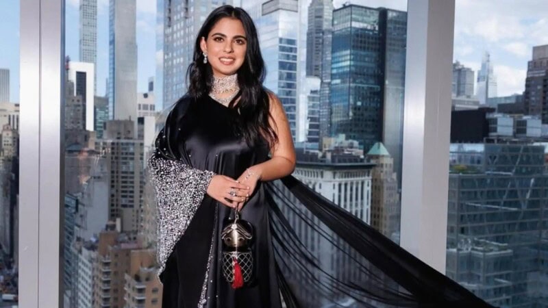 Isha M. Ambani: Visionary Leader Driving Innovation, Retail Expansion, and Cultural Impact at Reliance