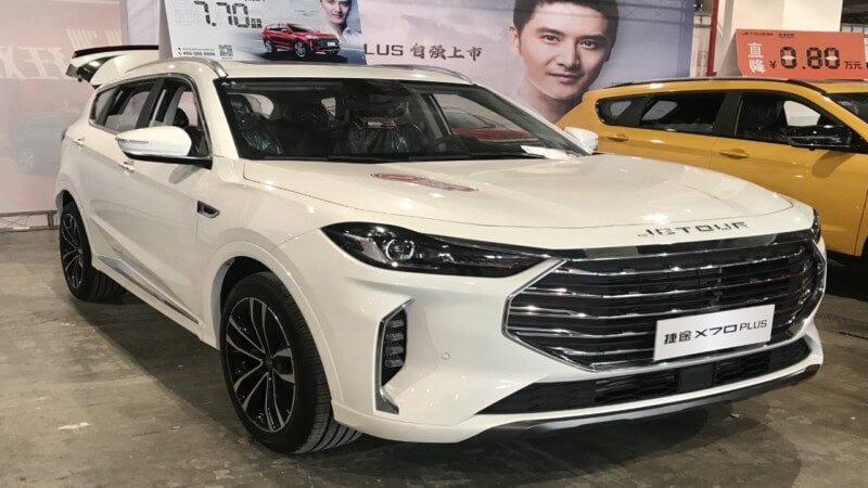 Jetour T2 i-DM Hybrid SUV Stuns Middle East Auto Fans