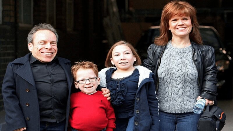 Warwick Davis Honors Late Wife in Heartfelt BAFTA Speech