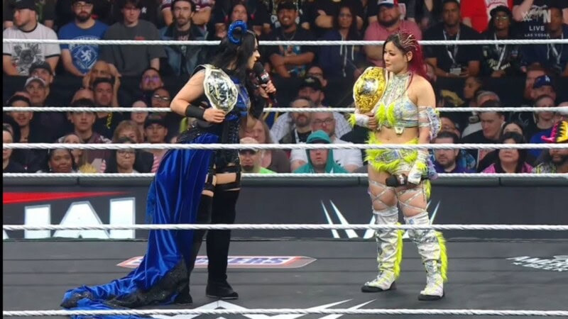 Giulia & Roxanne Perez Clash with Stephanie Vaquer on WWE Monday Night Raw