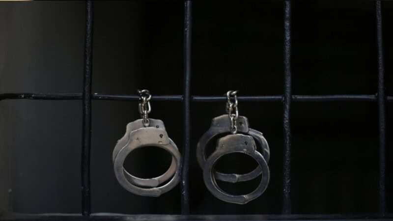 Suspect arrested for setting pregnant woman, children on fire