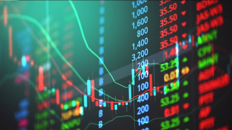 Record-breaking high at PSX as govt slashes power rates