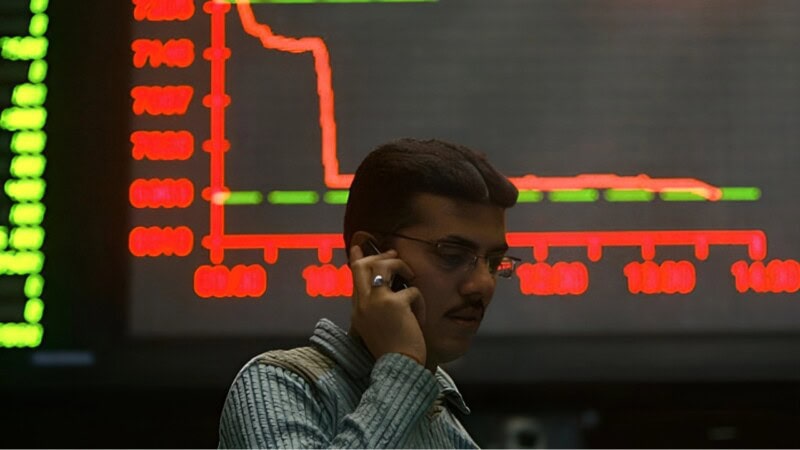 Global bloodbath: PSX suffers historic decline as markets crash amid US-China tariff war