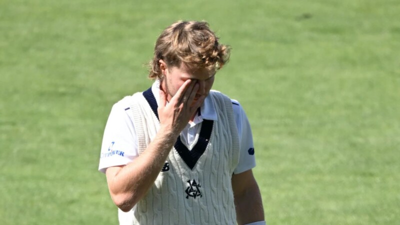 Australian cricketing star, aged 27, announces immediate retirement