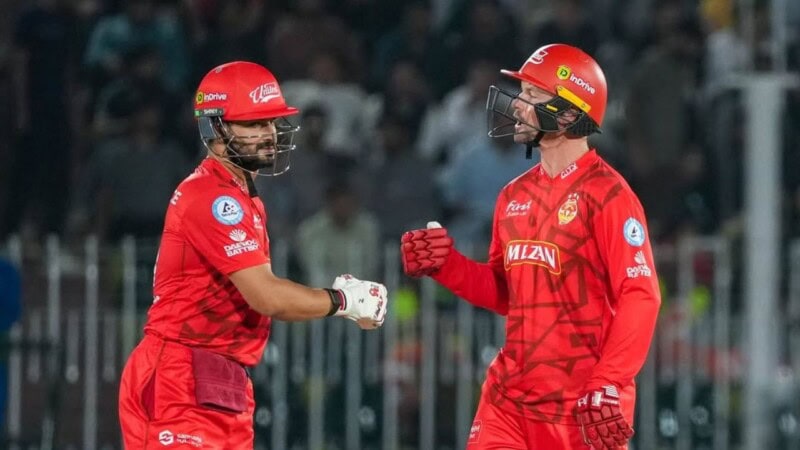 Islamabad United thrash Lahore in PSL 10 opener