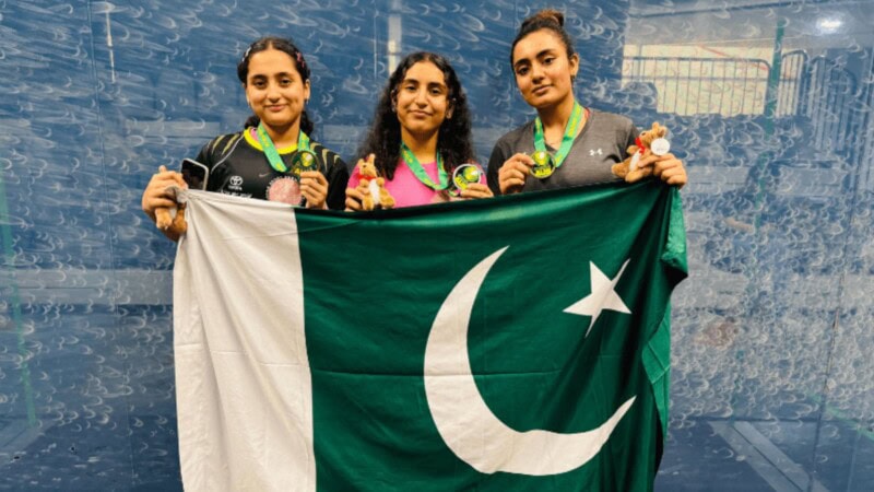 Pakistan wins four gold, one silver at Australian Junior Open Squash Championship