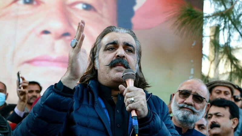 Gandapur urges party leader to avoid criticism that hurts jailed Imran Khan