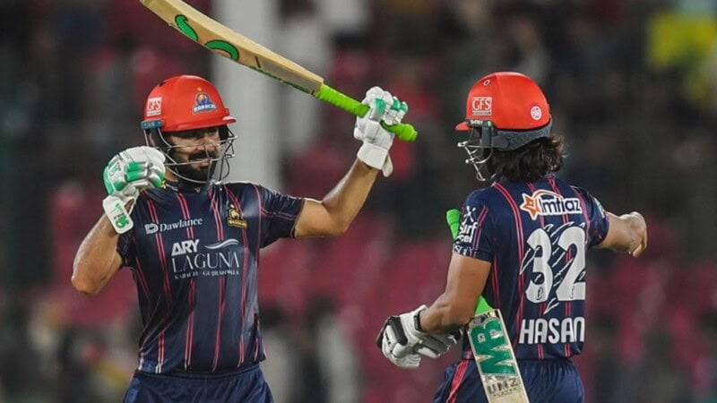 PSL 10: Karachi Kings edge past Peshawar Zalmi in last-over thriller