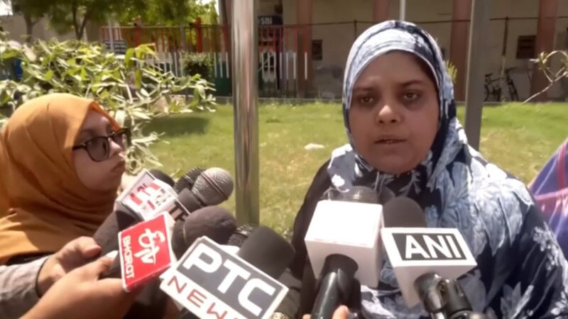Indian women married to Pakistanis suffer after only their children are allowed to cross border