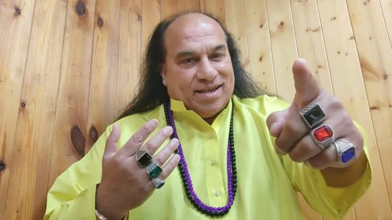 Pak-India clashes: Chahat Fateh Ali Khan drops ‘Aye Mere Watan, Mere Chaman’