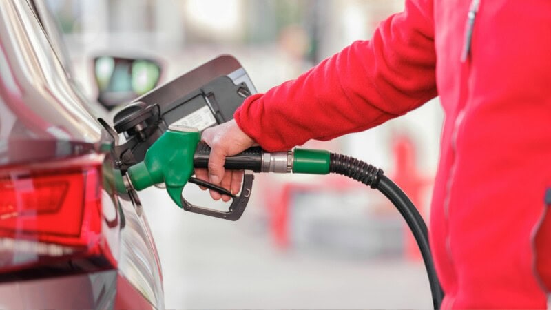 Petroleum levy to surpass Rs100 per litre as Pakistan aligns with IMF demands