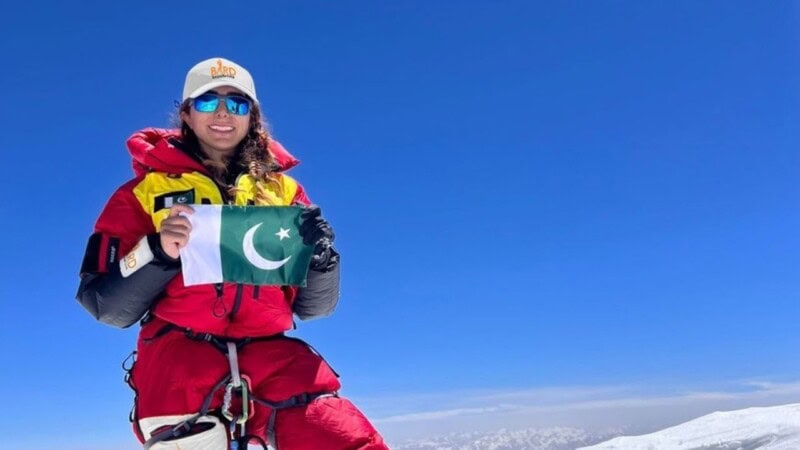 Pakistan’s Naila Kiani scales world’s third-highest peak