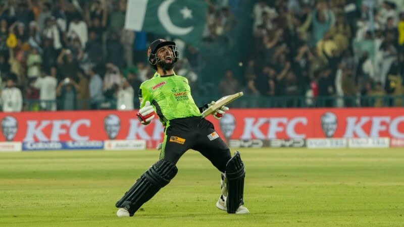 Sikandar Raza takes 10-hour flight to Lahore, wins PSL for Lahore Qalandars