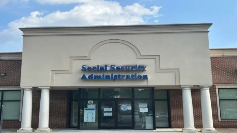 Social Security Retirement Age and Your Benefits in 2025