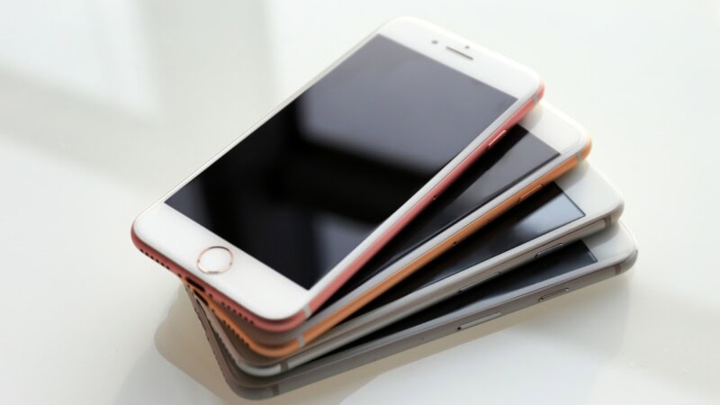 Mobile phone imports record sharp decline