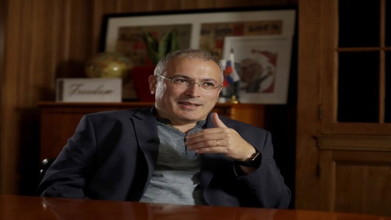 From Russia’s Richest Man to Putin’s Prisoner: The Mikhail Khodorkovsky Story