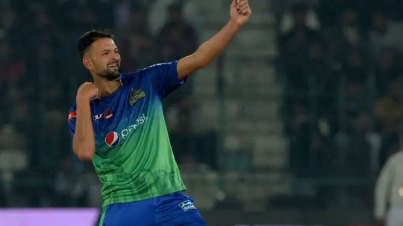 Pakistan’s fast-bowling star quits cricket over dispute with a boy
