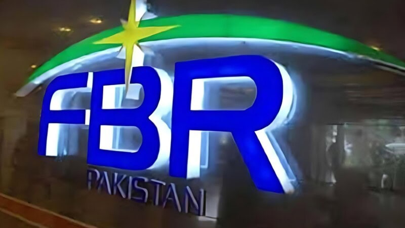 FBR mandates strict compliance with vehicle SOPs after officer misbehaves with traffic police