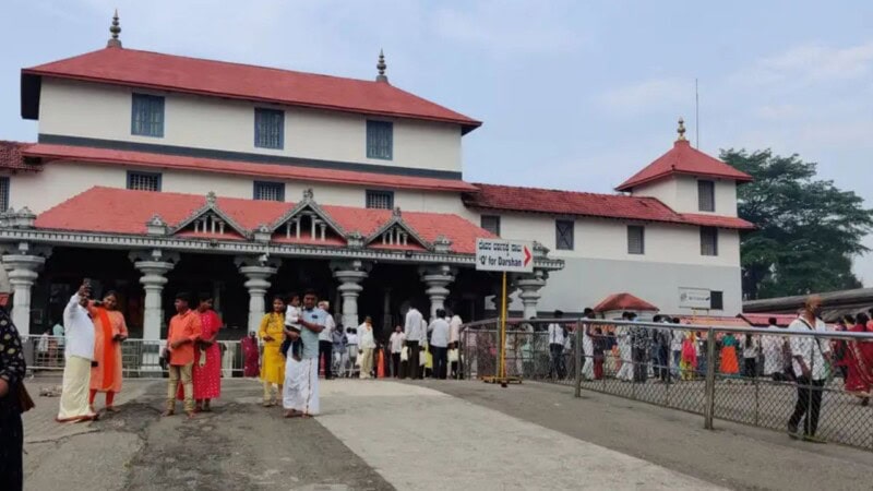 Whistleblower claims hundreds raped, murdered at India temple