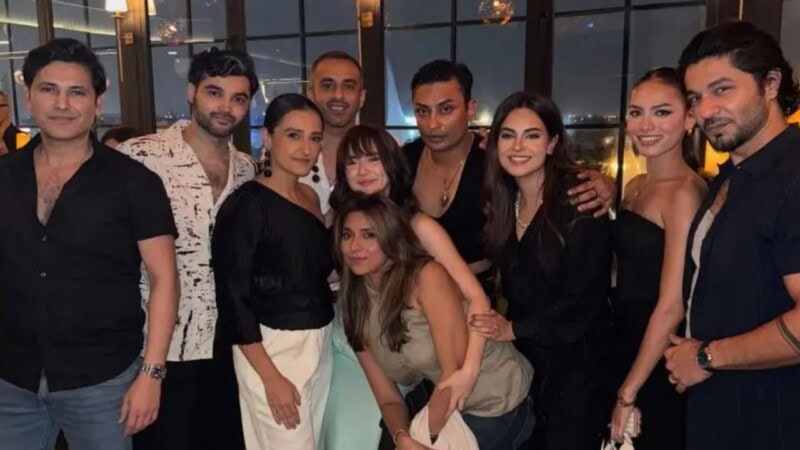 Hania Aamir celebrates Sardaar Ji 3’s record-breaking success