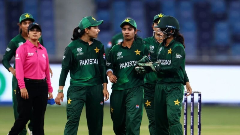 50 percent pay raise for women cricketers as PCB unveils new central contracts