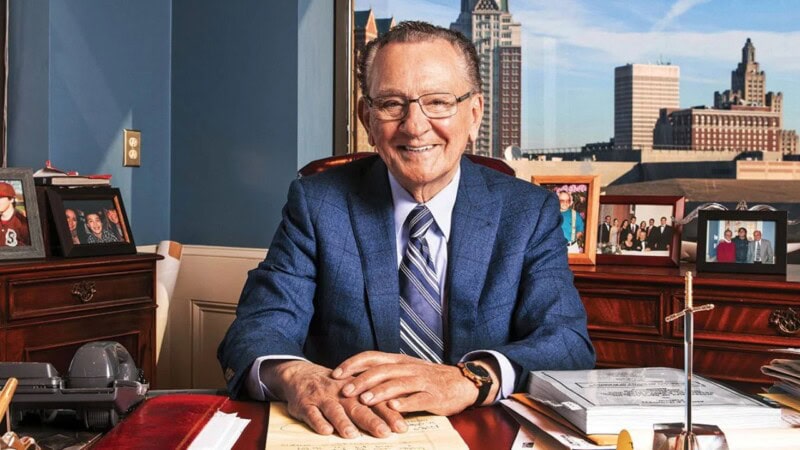 Judge Frank Caprio, famous for dispensing justice with kindness, dies at 88