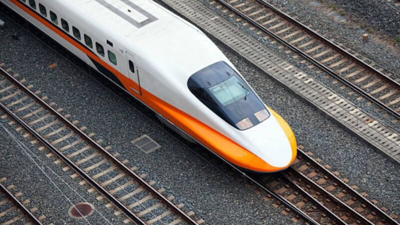 Pakistan railways to launch Lahore-Karachi bullet train by 2030 under CPEC