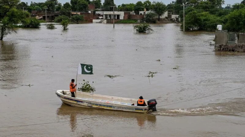 Ravi flooding cuts off Sahiwal from surrounding districts