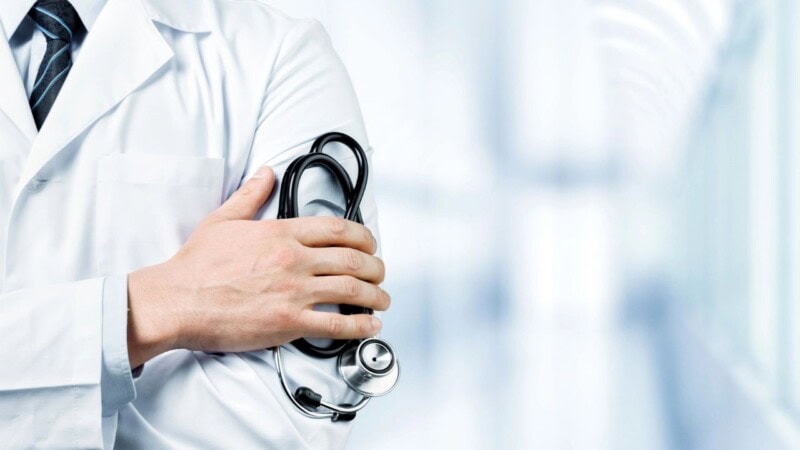 Pakistani-origin doctor abandoned patient mid-operation to have sex with nurse in UK