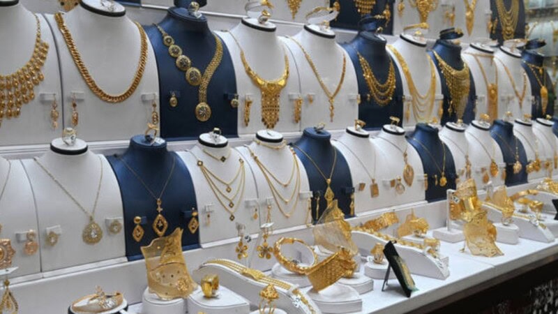 Another all-time high: Gold hits Rs391,000 in Pakistan