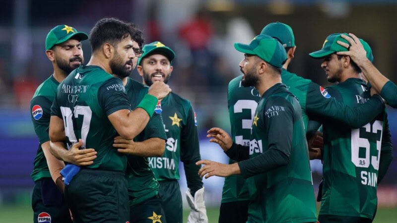 First-ever Pak-India final in Asia Cup as Green Shirts defend 136 against Bangladesh