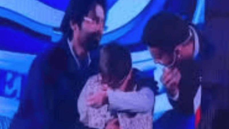 Social media slams ARY for putting grieving Ahmad Shah on screen