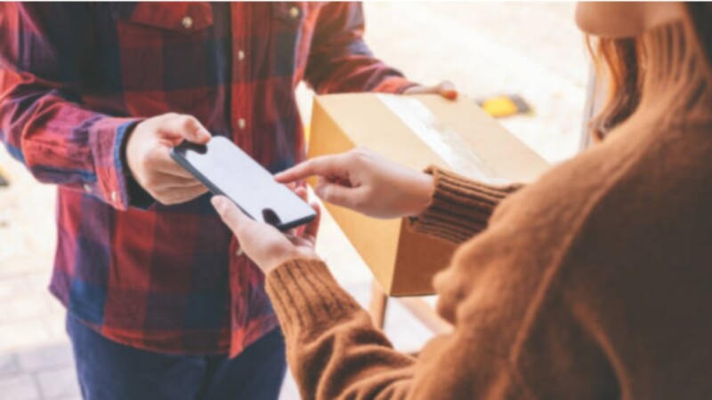 How to Send Gifts to Lahore and Karachi: A Complete Guide