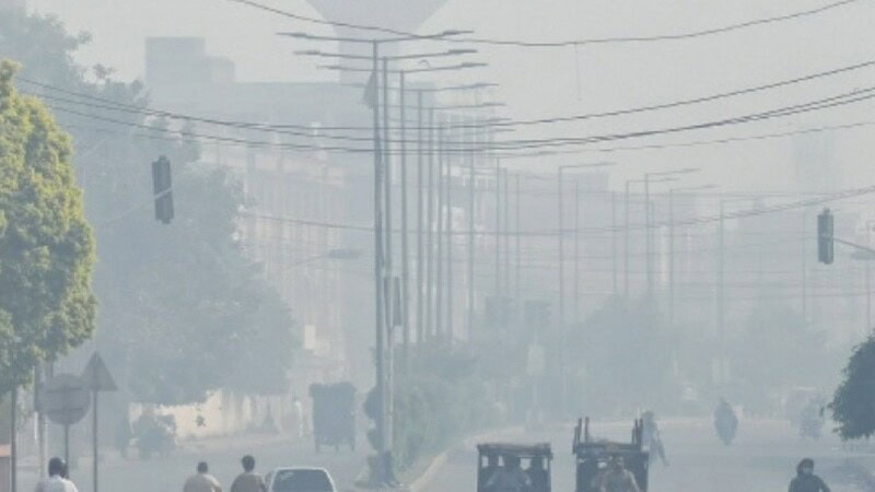 PMD issues new advisory amid high smog risk in Lahore, other parts
