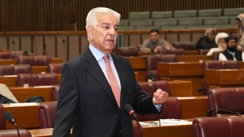 Kh Asif warns of all-out war with Afghanistan if negotiations fail