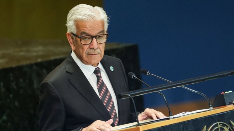 Kh Asif threatens to ‘push Afghan Taliban back to caves for hiding’ as talks fail
