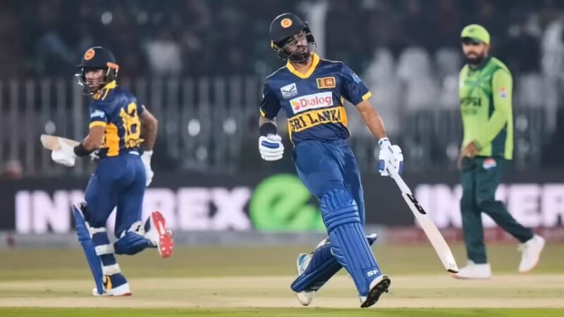 Pakistan opt to bowl first in second ODI against Sri Lanka