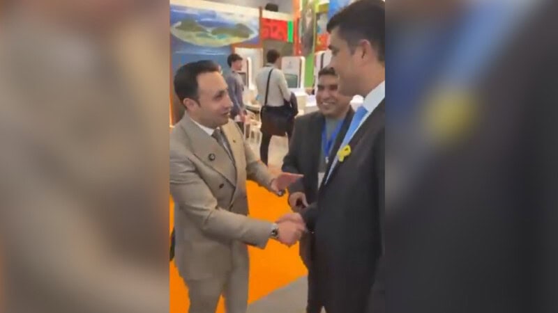Foreign Office says doesn’t know about PM’s tourism coordinator meeting Israeli official in London