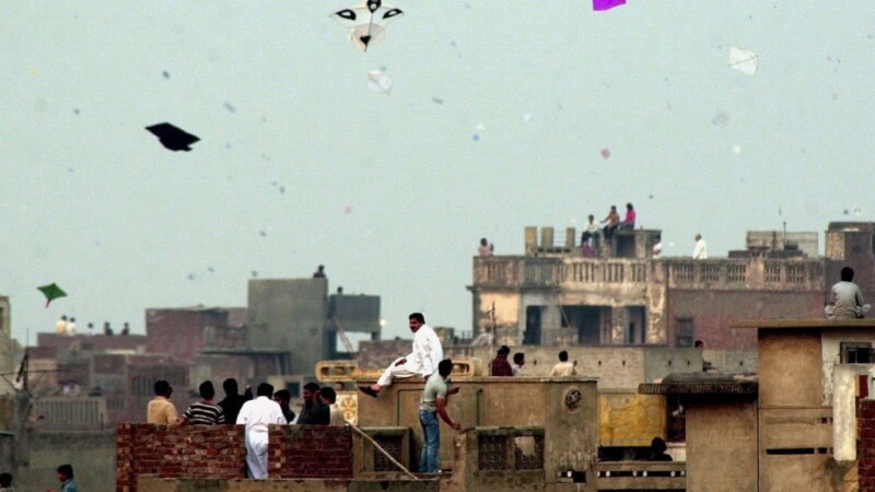 Basant comes back to Lahore after 25 years
