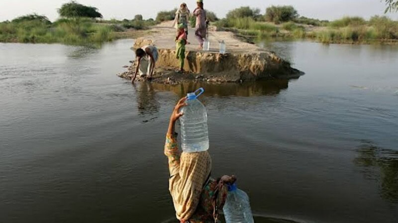 ADB warns 80 percent lack safe drinking water in Pakistan