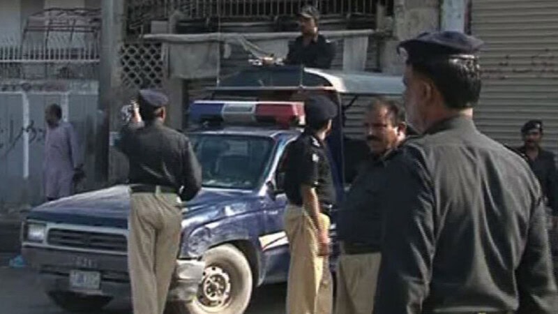 Father of eight shot dead by police officer in Larkana